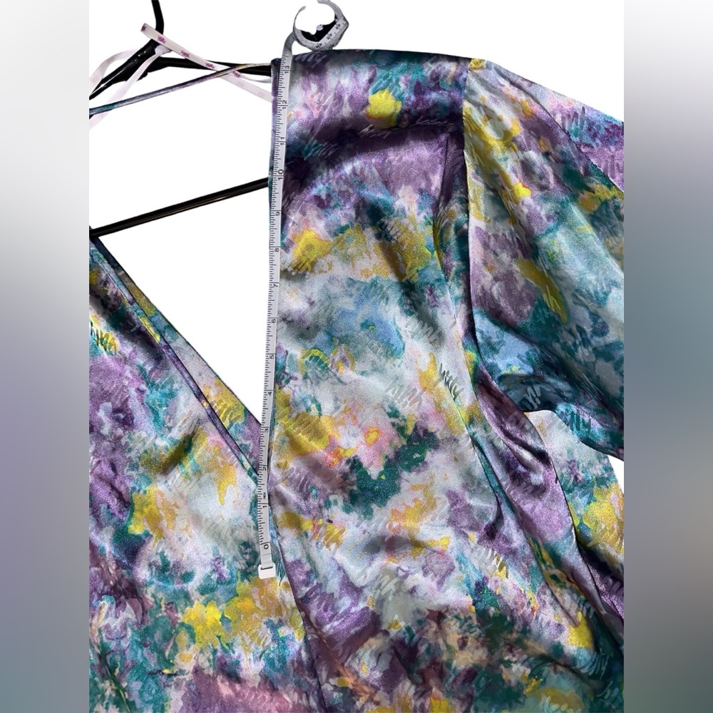 🆕Sattin Pretty Mini Robe - Fabletics - Picture 15 of 15